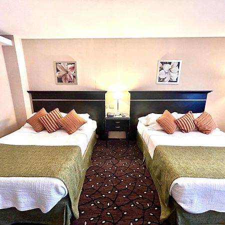 Condado Hotel Casino Гоя Екстериор снимка