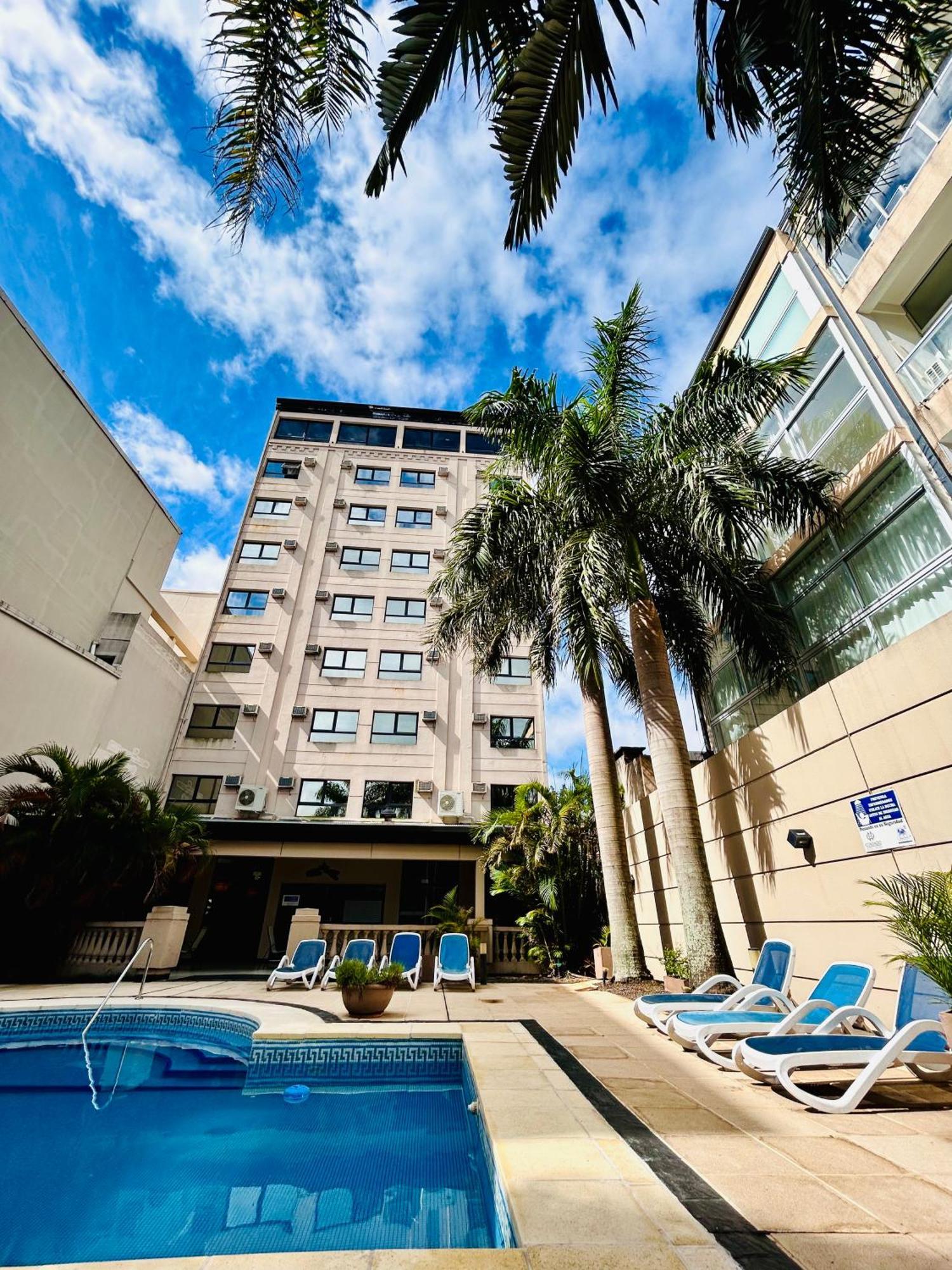 Condado Hotel Casino Гоя Екстериор снимка